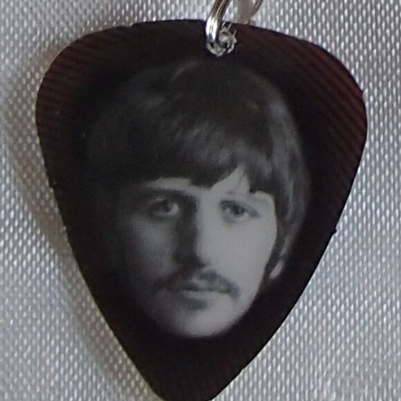 Beatles Ringo Starr Magical Mystery Tour 2-Sided Guitar Picks Zip-Pull Earrings - Picture 5 of 12